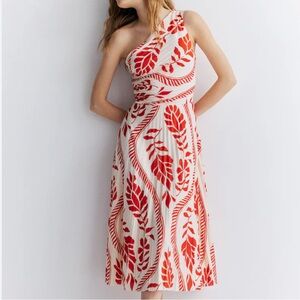 H&M pleated one shoulder midi dress Red and cream Patterned Dress size medium